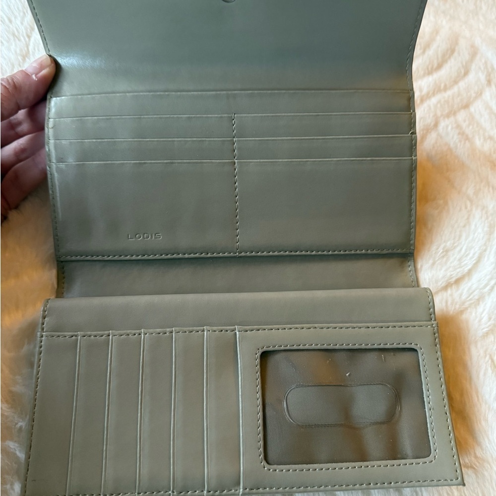 Lodis- Vintage Two-Toned Wallet – Yellow & Grey - Picture 3 of 6